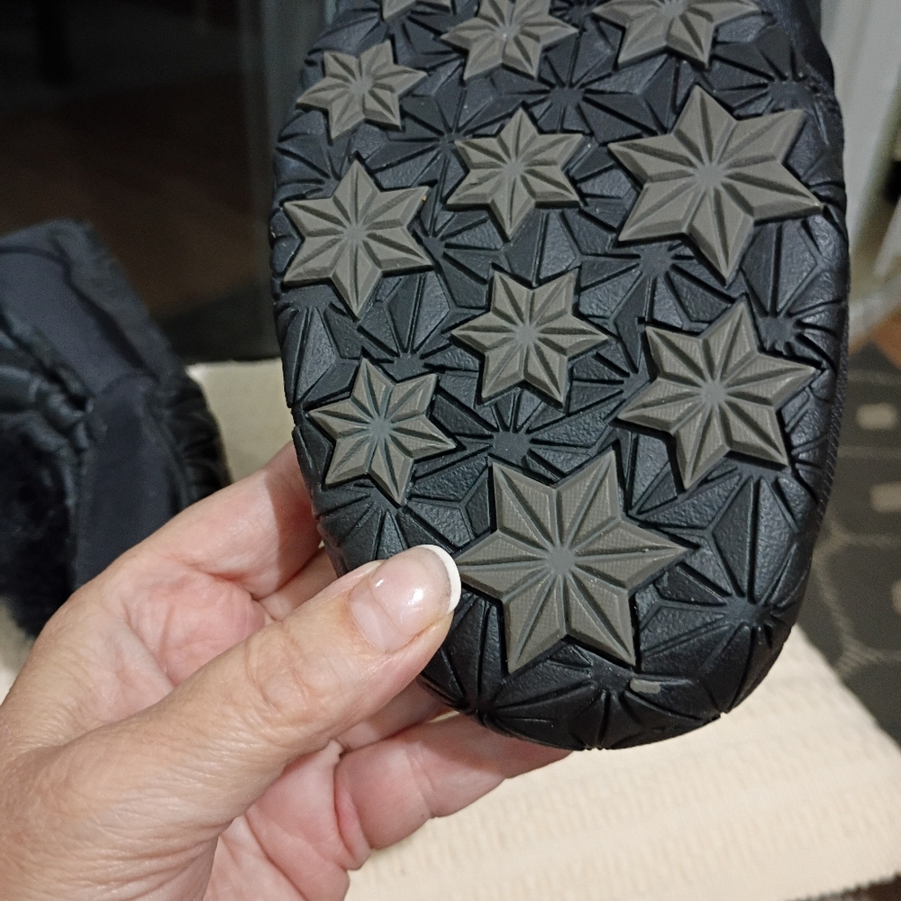 The North Face Women's Black Quilted Down Goose Winter Boots.New Confition - Picture 9 of 11